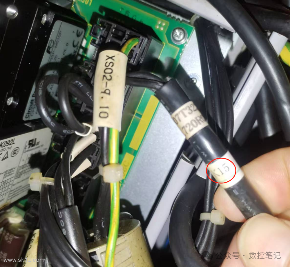 FANUC SV0442 SP9033 变频器中DC LINK充电异常报警案例